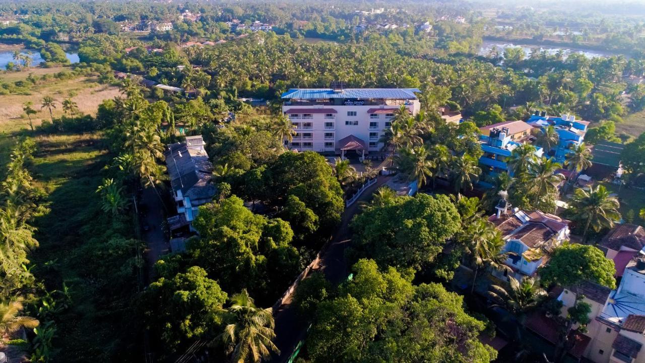 Amara Grand Baga Hotel Exterior photo